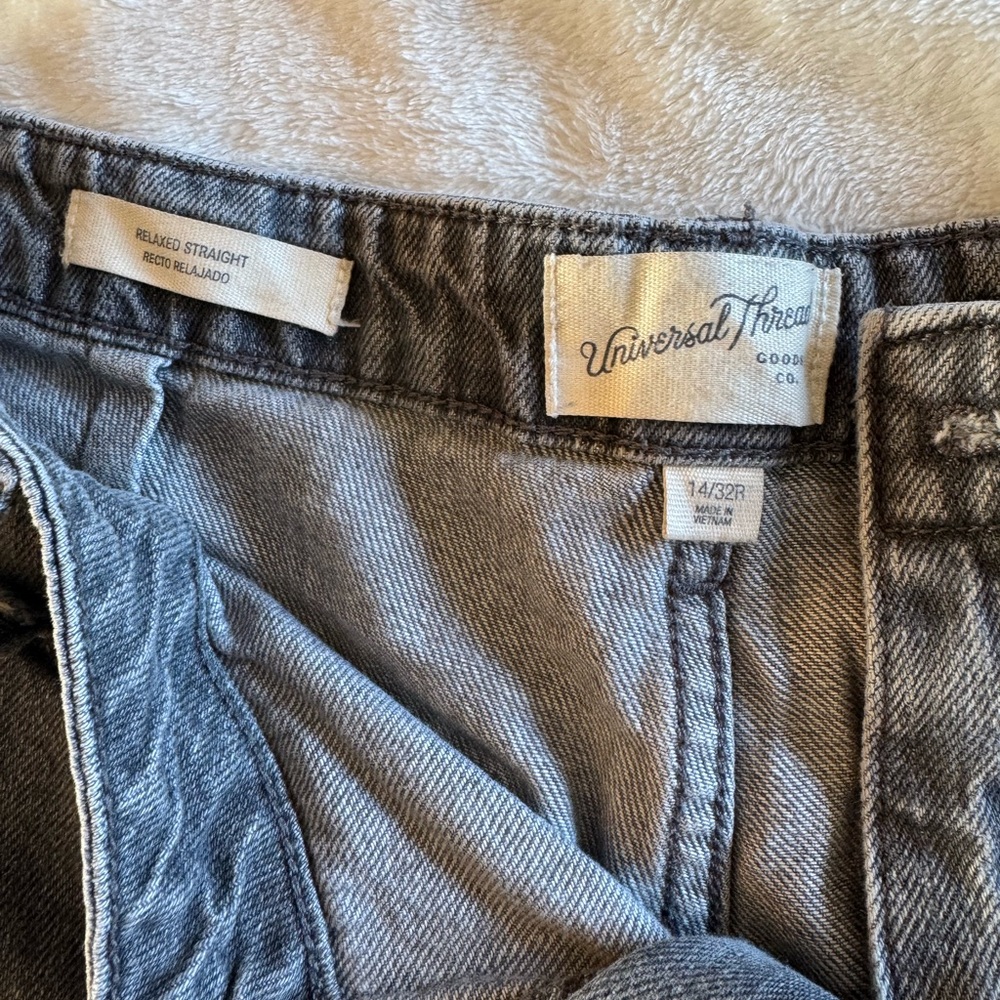 Universal Thread Charcoal Relaxed Straight Jeans